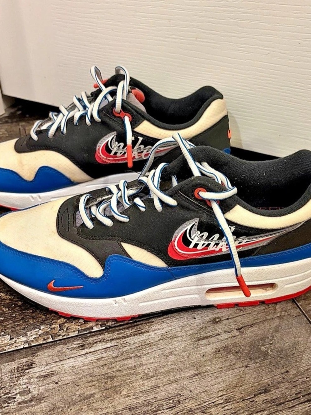 Nike Air Max 1 'Time Capsule' Sneakers Blue & Black
